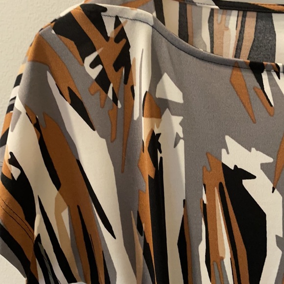 NWT BCBGMaxAzria Dress w/Ruching Detail Sz XS - Picture 6 of 12